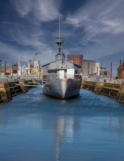 Titanic Quarter Apartment Belfast Ngoại thất bức ảnh