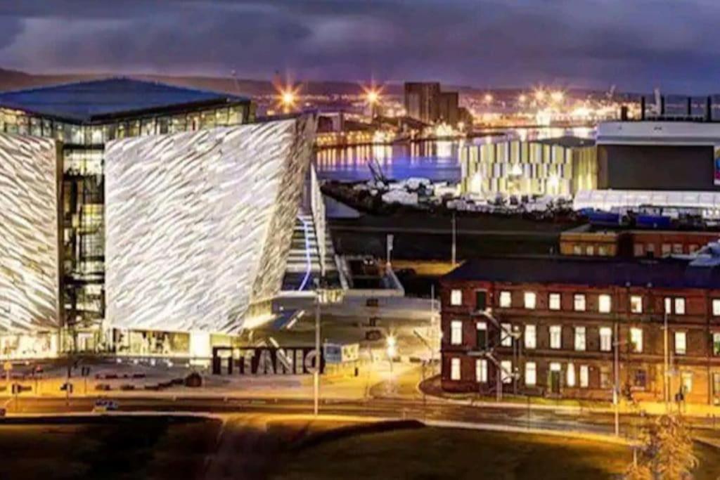 Titanic Quarter Apartment Belfast Ngoại thất bức ảnh